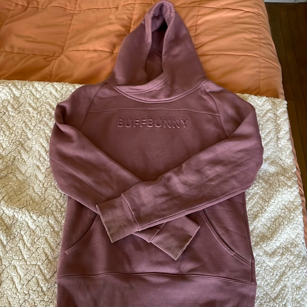 BuffBunny hoodie in Mauve BARELY WORNE